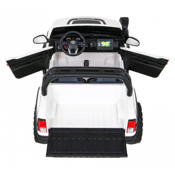 Pojazd Toyota Hilux Biała